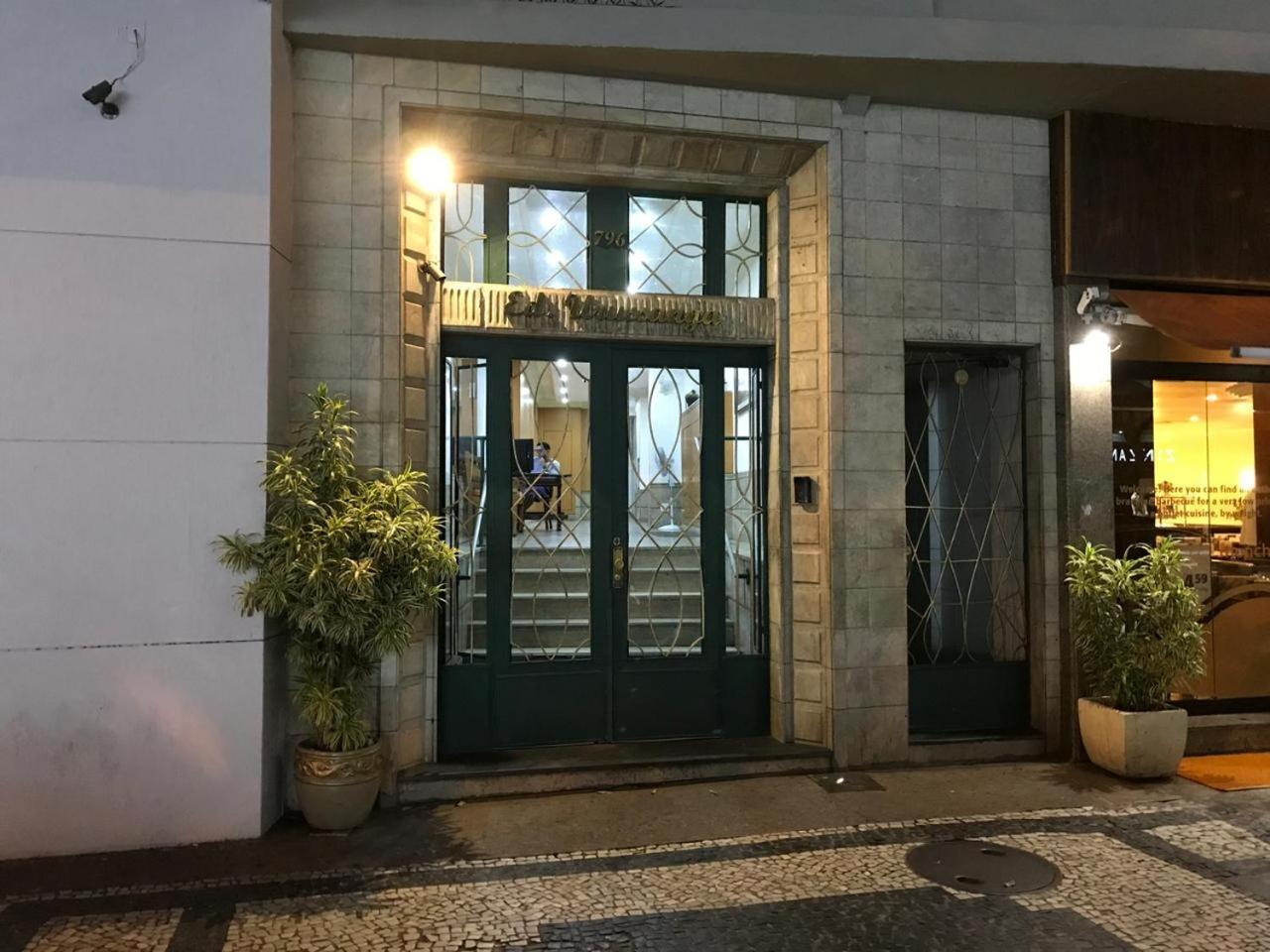 Real 071 - Completo Em Copacabana Rio de Janeiro